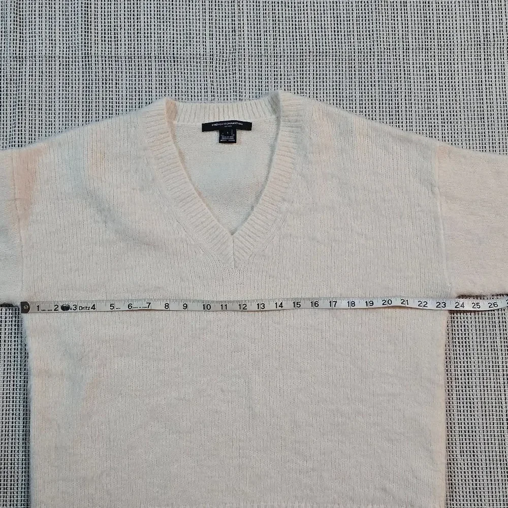 French Connection Fluffy Knit V-Neck Oversized Wool Blend Cream Sweater S NWT - Picture 13 of 15